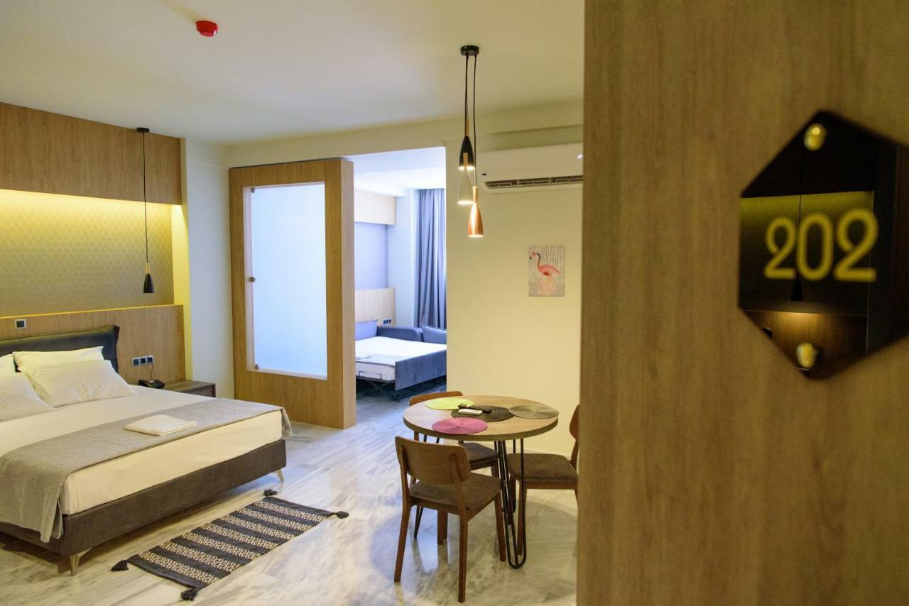 Eva Apartments พีเรียส ภายนอก รูปภาพ