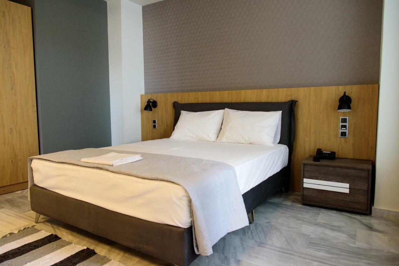 Eva Apartments พีเรียส ภายนอก รูปภาพ